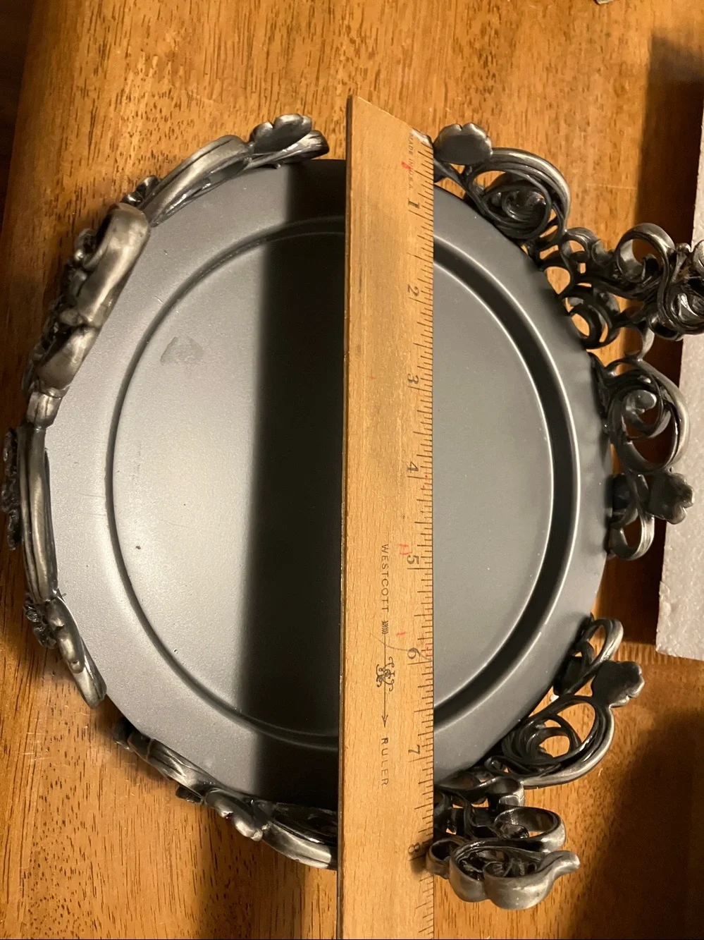New in box Partylites metal n crystals 8” circle.  3 candle holder